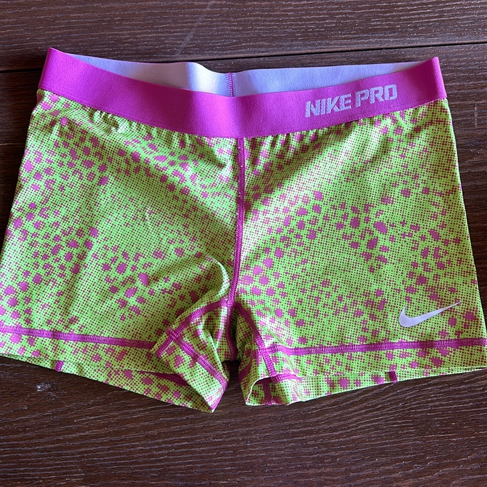 Nike spandex